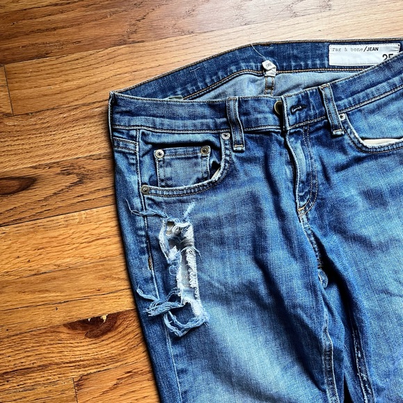 Rag & Bone women’s size 25 light Blue Dre distressed jeans - Picture 5 of 7